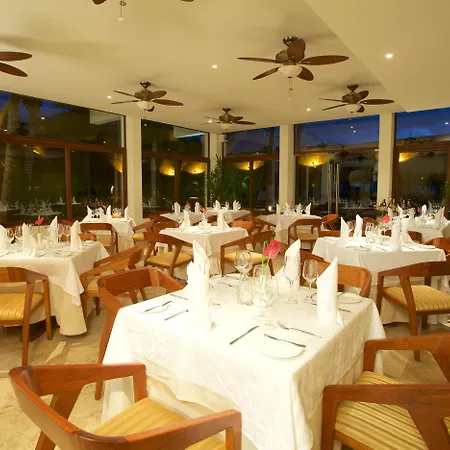 Akumal Bay Beach & Spa Resort