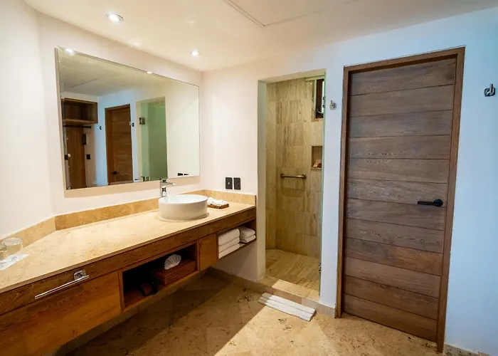 Bay & Resort 4*