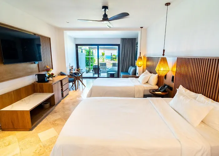 Bay & Resort